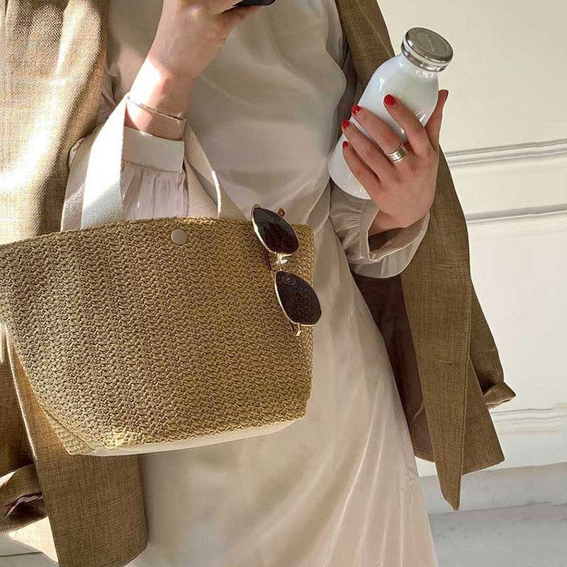 Minimalist Straw Woven Handbag Lightweight Summer Bag